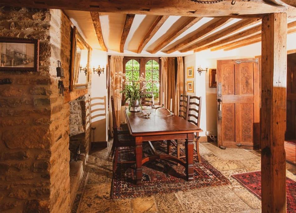 Lyne House Ideal For A Celebration Or Reunion Kidlington Kültér fotó